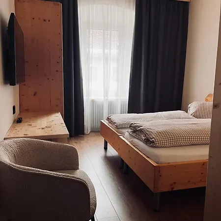 Landgasthof Koenig Hotel Griffen